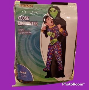 Halloween Costume - Close Encounter